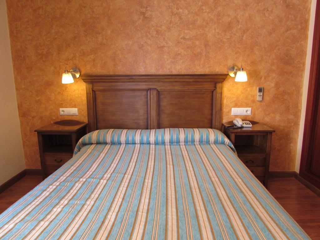 Paraiso Playa Hotel Isla Cristina Bagian luar foto